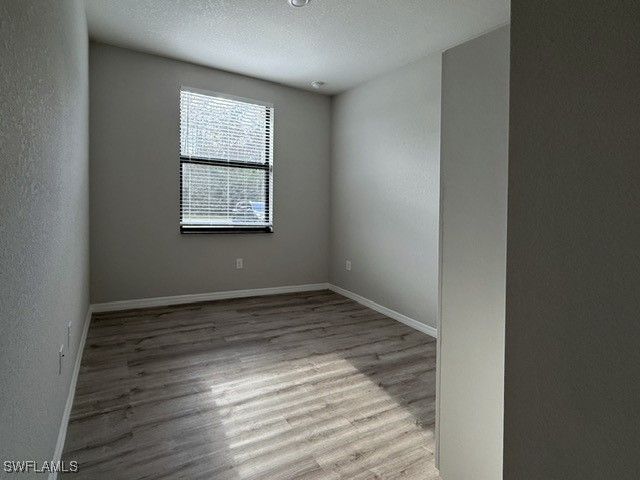 1901 Lorna AVE, Lehigh Acres, FL 33972