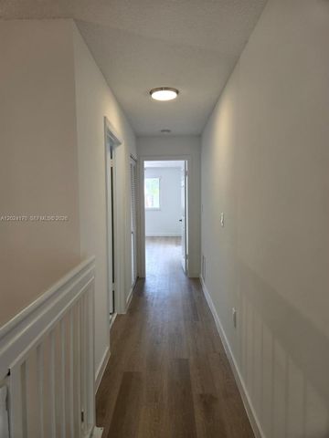 9835 NW 43rd Ter 9835, Doral, FL 33178