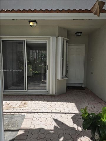 9835 NW 43rd Ter 9835, Doral, FL 33178