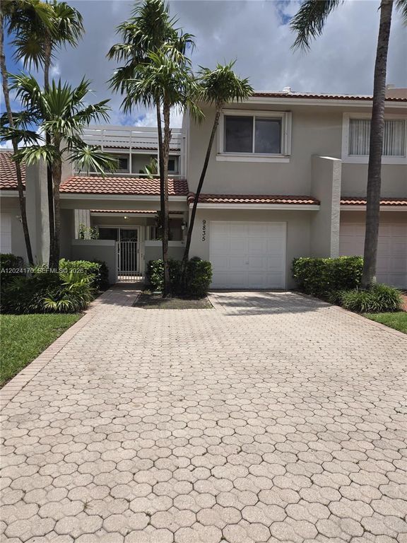 9835 NW 43rd Ter 9835, Doral, FL 33178