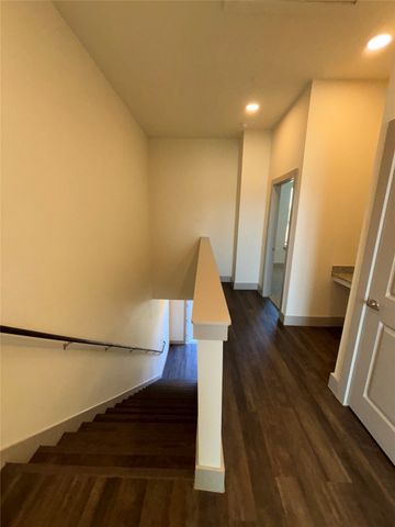 2036 Oak Grove 249, Aubrey, TX 76227