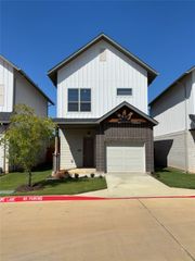 2036 Oak Grove 249, Aubrey, TX 76227