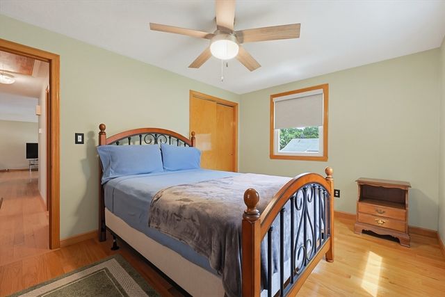 19 Bellflower Rd, Billerica, MA 01821