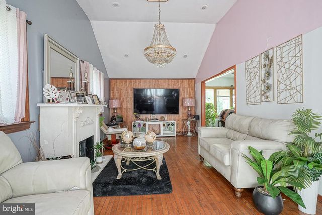 9336 N ACADEMY RD, Philadelphia, PA 19114