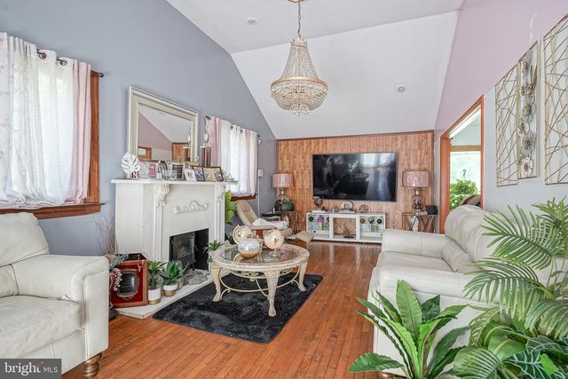 9336 N ACADEMY RD, Philadelphia, PA 19114