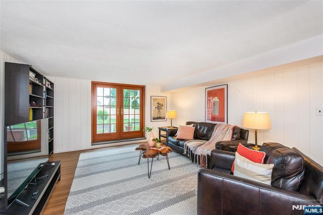26 Cornell Way, Montclair, NJ 07043