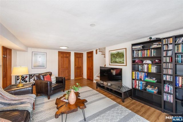 26 Cornell Way, Montclair, NJ 07043