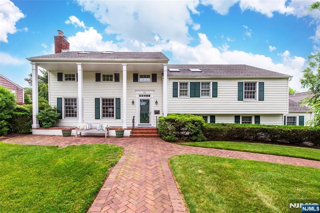 26 Cornell Way, Montclair, NJ 07043