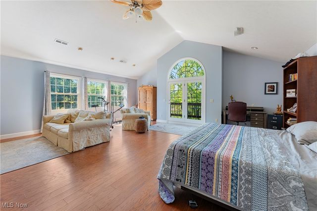 115 Spruce Drive NW, North Canton, OH 44720