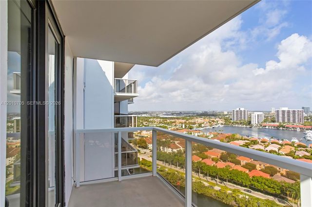 3701 N Country Club Dr 2203, Aventura, FL 33180