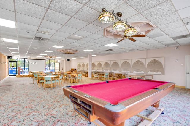 3701 N Country Club Dr 2203, Aventura, FL 33180