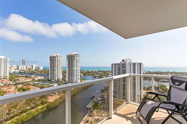 3701 N Country Club Dr 2203, Aventura, FL 33180