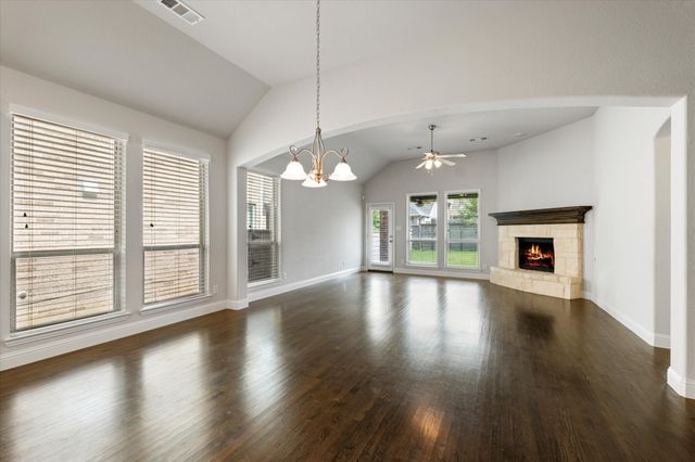 861 Countryside Way, Little Elm, TX 76227