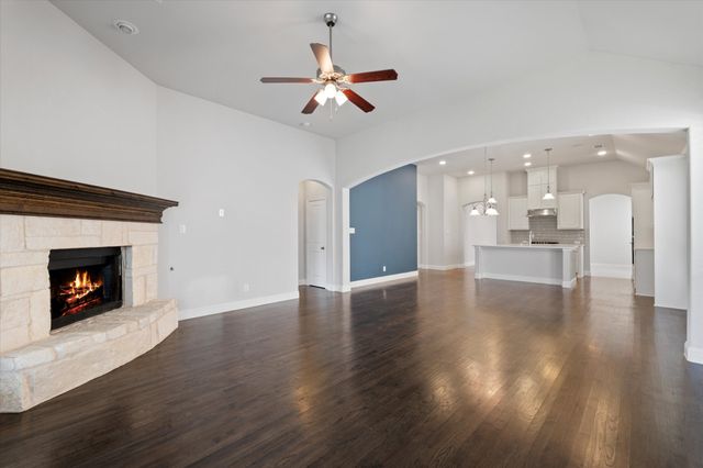 861 Countryside Way, Little Elm, TX 76227