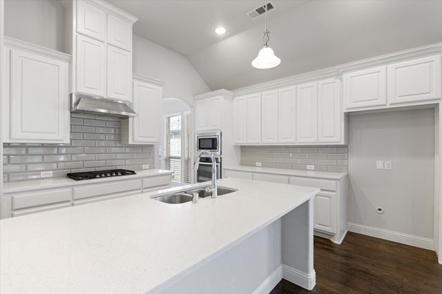 861 Countryside Way, Little Elm, TX 76227