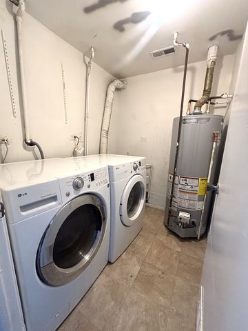 209 Bunker Hill Drive, Bolingbrook, IL 60440