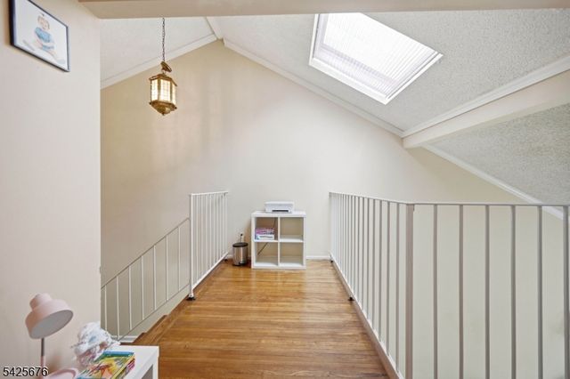 15 Dena Dr, Wanaque Boro, NJ 07465