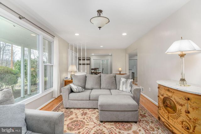 8434 THAMES ST, Springfield, VA 22151