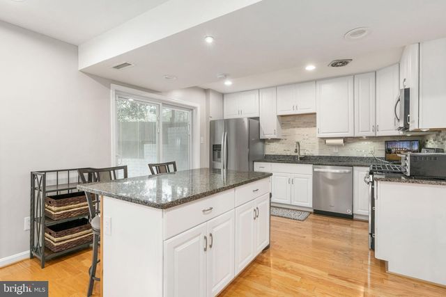 8434 THAMES ST, Springfield, VA 22151