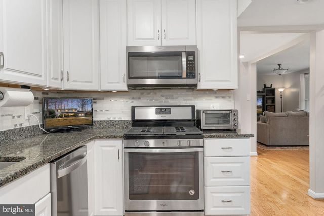 8434 THAMES ST, Springfield, VA 22151