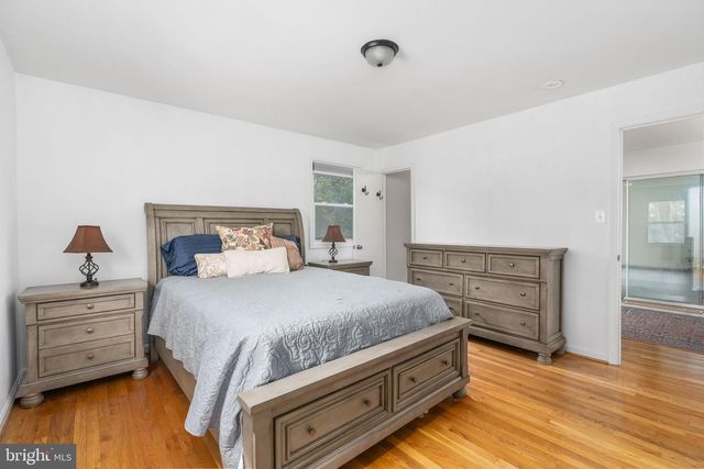 8434 THAMES ST, Springfield, VA 22151