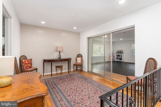 8434 THAMES ST, Springfield, VA 22151