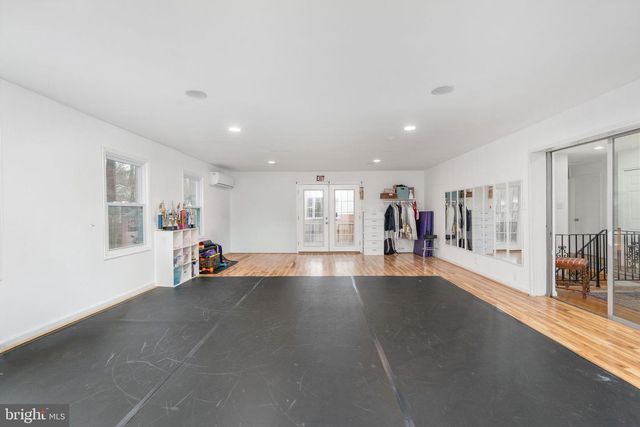 8434 THAMES ST, Springfield, VA 22151