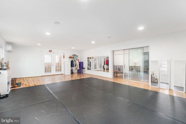 8434 THAMES ST, Springfield, VA 22151