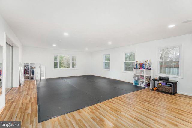 8434 THAMES ST, Springfield, VA 22151