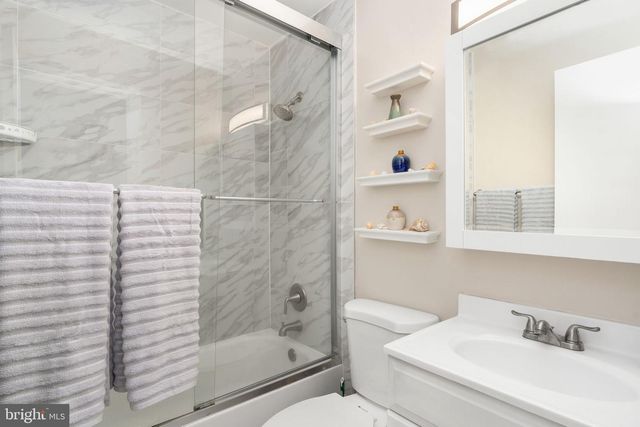 8434 THAMES ST, Springfield, VA 22151