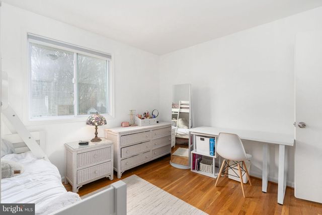 8434 THAMES ST, Springfield, VA 22151