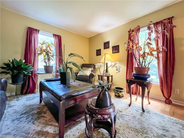 4205 Gardenspring Drive, Clemmons, NC 27012