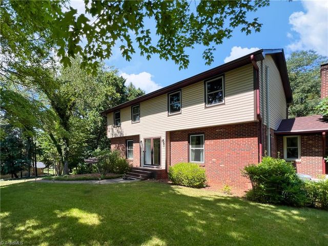 4205 Gardenspring Drive, Clemmons, NC 27012