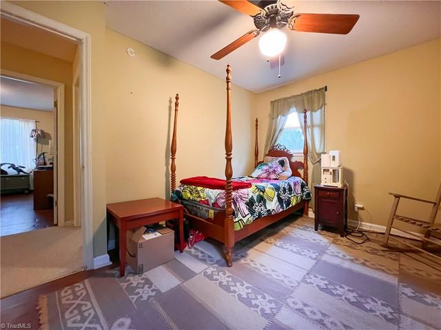 4205 Gardenspring Drive, Clemmons, NC 27012