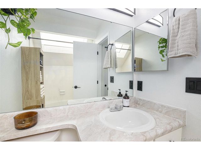 8701 Huron St 1-210, Thornton, CO 80260