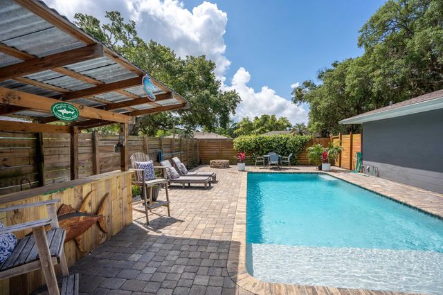 1020 Espinado Ave, St Augustine, FL 32086