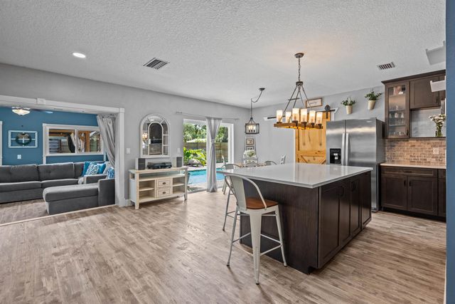 1020 Espinado Ave, St Augustine, FL 32086