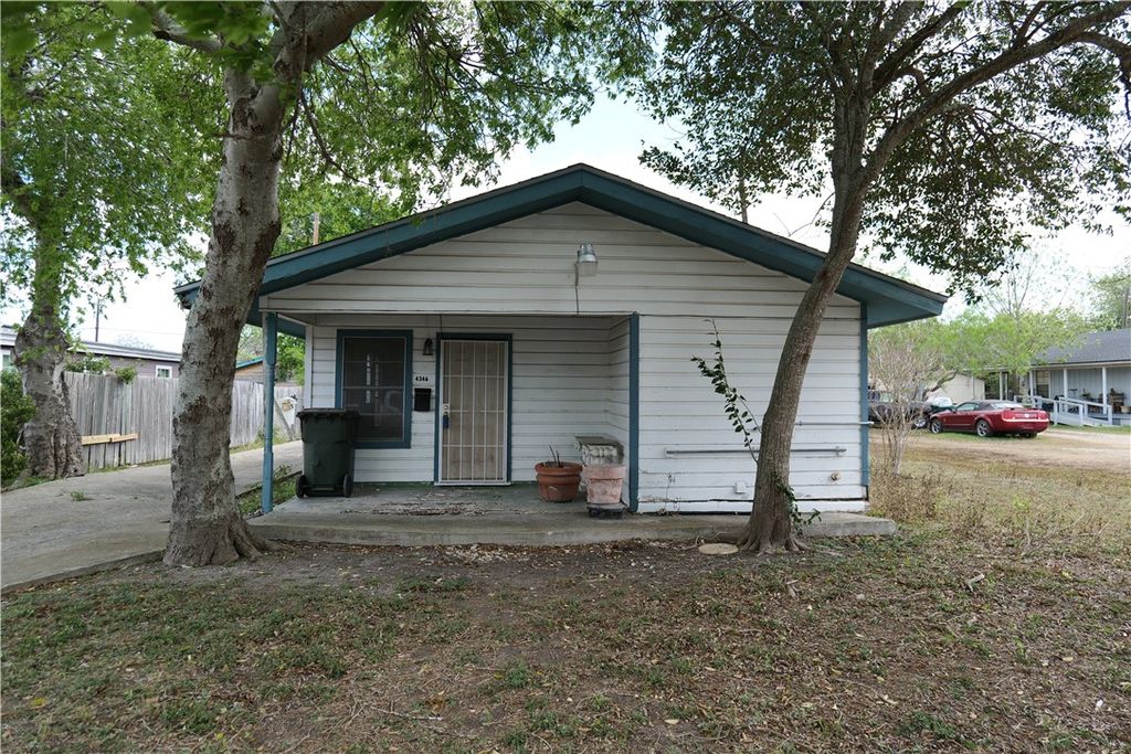 4346 Barrera Dr, Corpus Christi, TX 78416