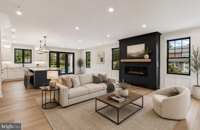 1008 RICHMOND RD, Broomall, PA 19008