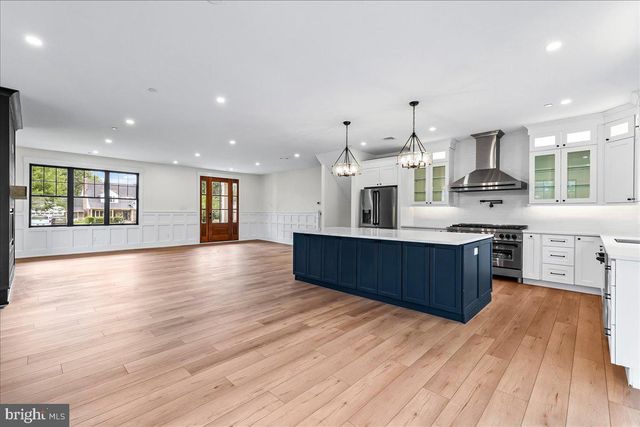 1008 RICHMOND RD, Broomall, PA 19008