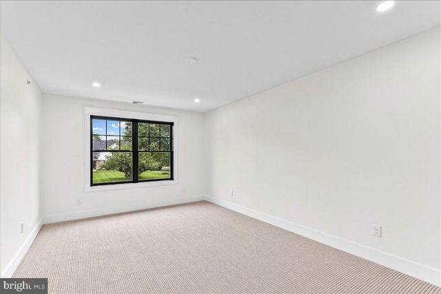 1008 RICHMOND RD, Broomall, PA 19008