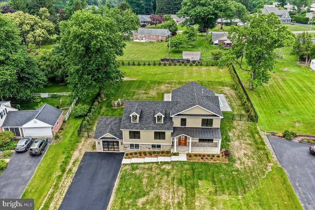 1008 RICHMOND RD, Broomall, PA 19008