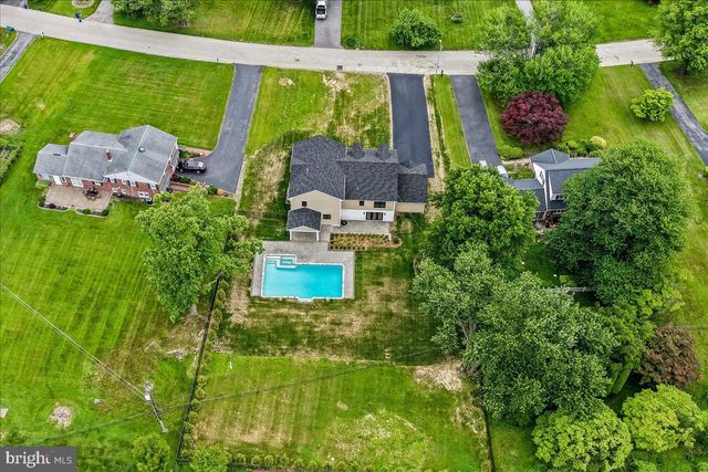 1008 RICHMOND RD, Broomall, PA 19008