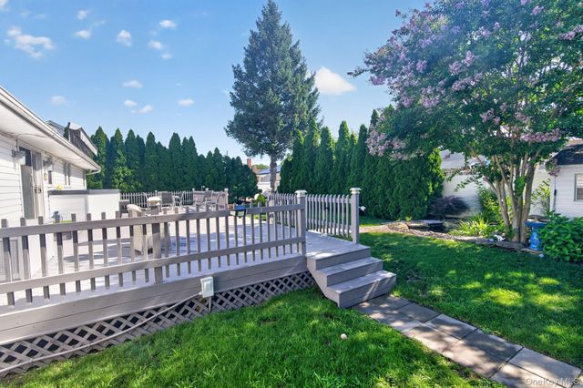 70 S 5th Street, Bethpage, NY 11714