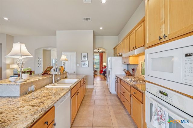 1525 FM 1704, Elgin, TX 78621