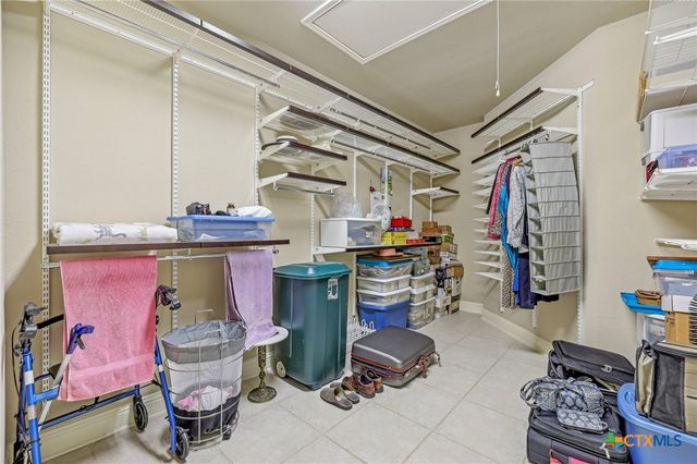 1525 FM 1704, Elgin, TX 78621