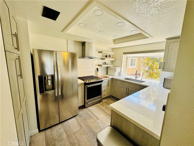 2444 Paseo Circulo, Tustin, CA 92782