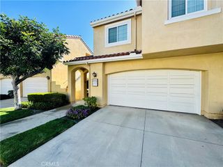 2444 Paseo Circulo, Tustin, CA 92782