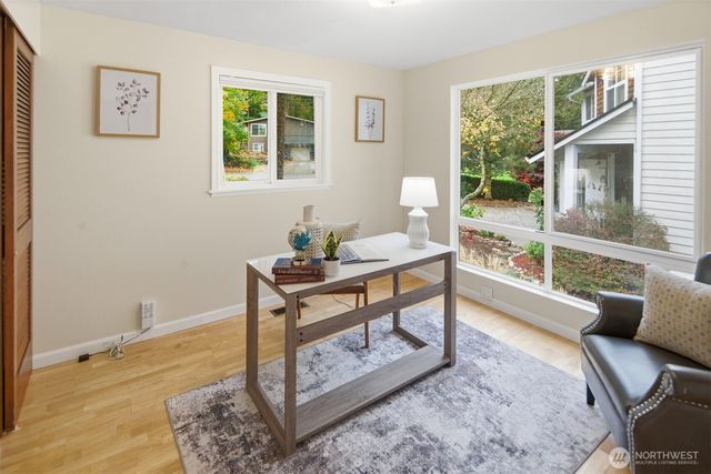 12664 NE 87th Street, Kirkland, WA 98033