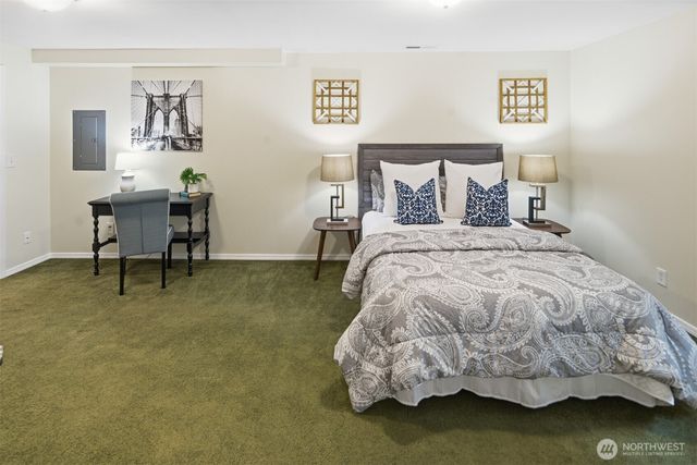 12664 NE 87th Street, Kirkland, WA 98033